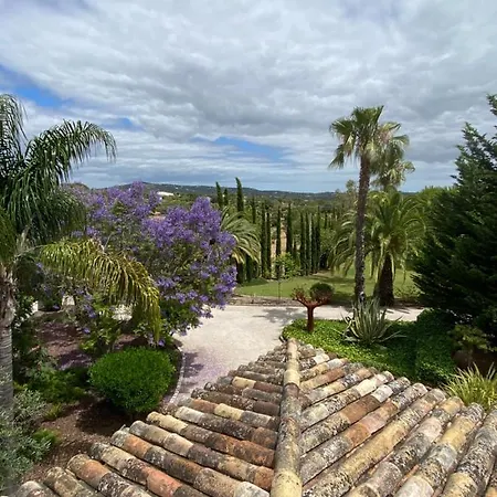Bed & Breakfast Adamah Vayu -casa Serenida Loule